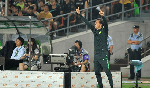 爱游戏网页版 -关于荷甲倒计时，北京国安赛前队长鼓劲，细节引发关注，更衣室稳定，更衣室氛围转暖的信息